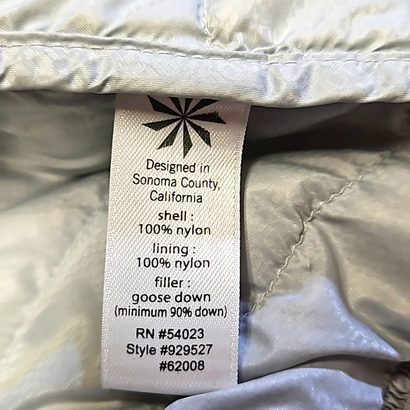 Athleta Goose Down Silver/Grey Puffer Jacket. - Picture 10 of 13